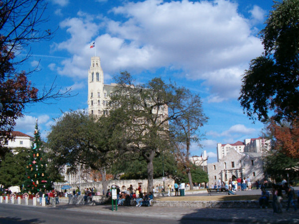 The Alamo, and in the background hotel Emily Morgan.
