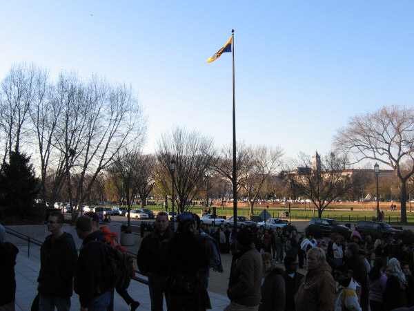 The line in front of the Air and Space Museum.